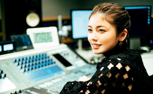 小芝風花《プロフェッショナルの肖像「PRO-FILE」》　