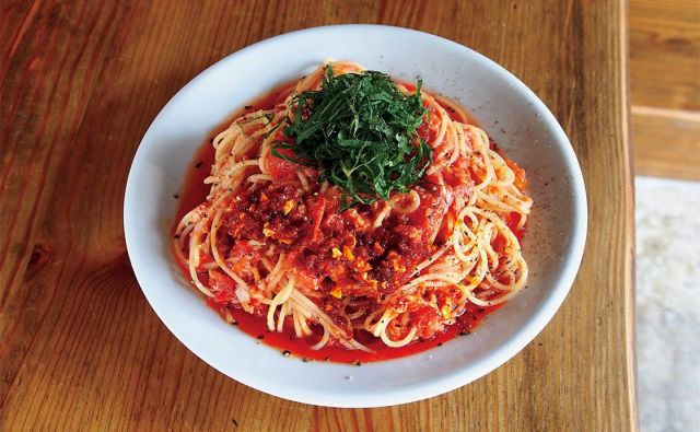 ラー油が香る ツナとトマトのピリ辛冷製スパゲティ《めしうまナイト》