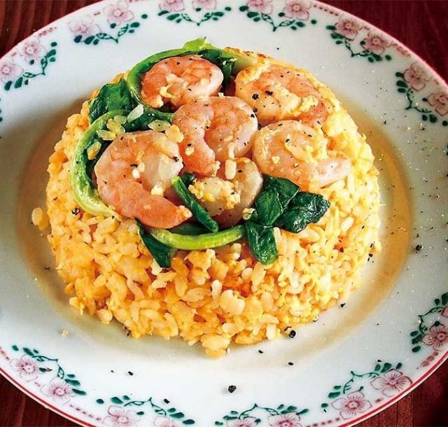 《めしうまナイト》マヨで炒めるえびたまチャーハン
