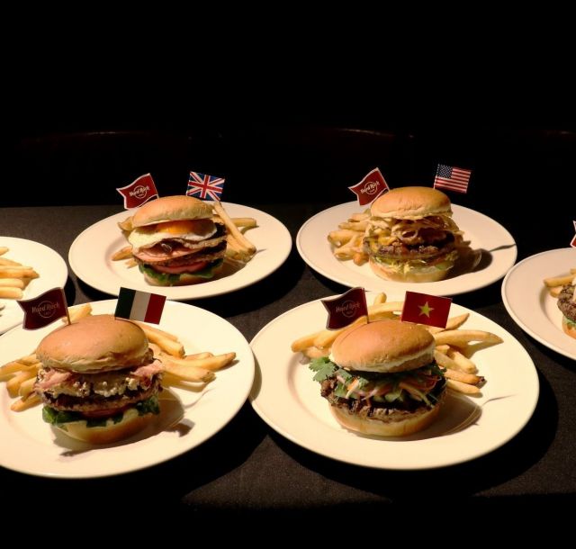 《六本木》ハンバーガーで世界を旅しよう  ハードロックカフェの「ワールドバーガーツアー2017」