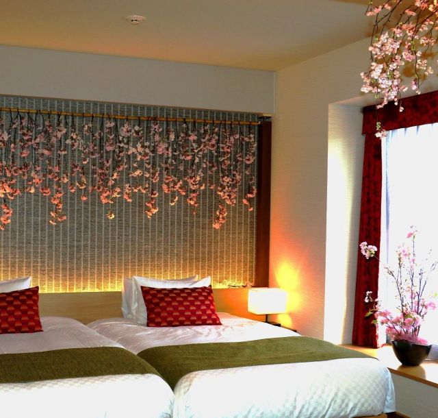《京都》一年で最も美しい季節  部屋でもお花見が楽しめます  リーガロイヤルH