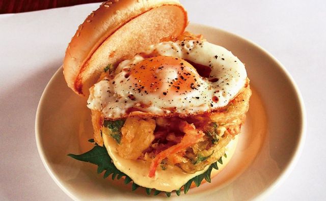 《めしうまナイト》かんたん激ウマ！かき揚げバーガー