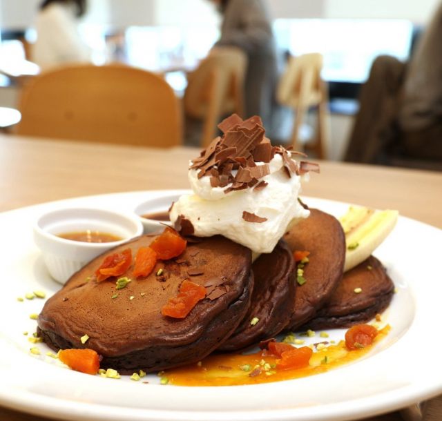 《東京》サラベス４店にバレンタインのパンケーキが登場